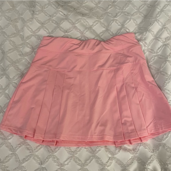 Sobrisah Pleated Skort - Picture 4 of 10